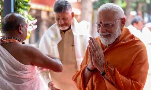 आंध्र प्रदेश आना मेरे लिए बहुत खुशी की बात है : PM Modi आंध्र प्रदेश आना मेरे लिए बहुत खुशी की बात है : PM Modi