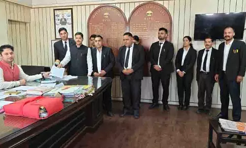 Mandi वकील संघ ने कहा, जूता फेंकना एक अपमानजनक कृत्य