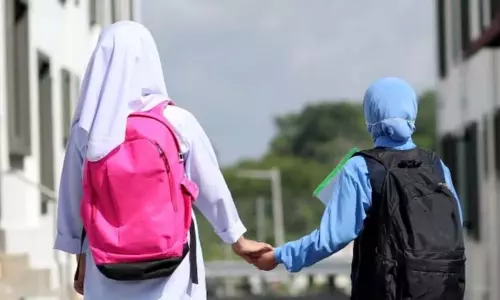 Kerala हिजाब विवाद: पल्लुरूथी की छात्रा स्कूल बदलेगी