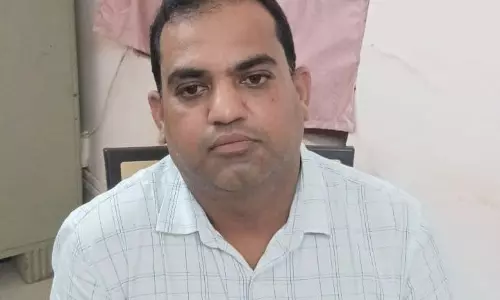 BMO को ACB ने किया गिरफ्तार, सक्ती जिले में रिश्वतखोरी पर बड़ी कार्रवाई BMO को ACB ने किया गिरफ्तार, सक्ती जिले में रिश्वतखोरी पर बड़ी कार्रवाई