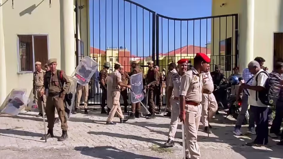 Assam :  न्याय विरोध प्रदर्शन के दौरान कथित पुलिस गोलीबारी पर असम कांग्रेस की शिकायत पर विचार किया