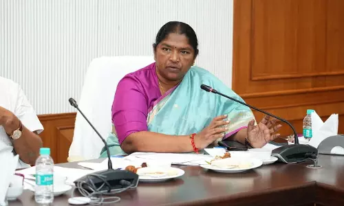 Telangana ने 6,294 करोड़ रुपये की ग्रामीण सड़कों के लिए निविदाएं जारी कीं Telangana ने 6,294 करोड़ रुपये की ग्रामीण सड़कों के लिए निविदाएं जारी कीं