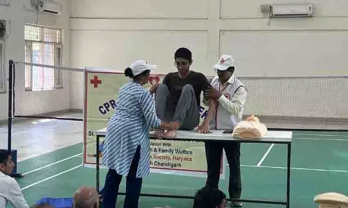 पंचकूला में पुलिस कर्मियों और छात्रों के लिए CPR और प्राथमिक चिकित्सा प्रशिक्षण का आयोजन पंचकूला में पुलिस कर्मियों और छात्रों के लिए CPR और प्राथमिक चिकित्सा प्रशिक्षण का आयोजन