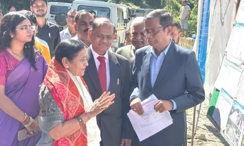 Sikkim : राज्य मंत्री ने पाकयोंग में विकास परियोजनाओं का निरीक्षण किया Sikkim : राज्य मंत्री ने पाकयोंग में विकास परियोजनाओं का निरीक्षण किया
