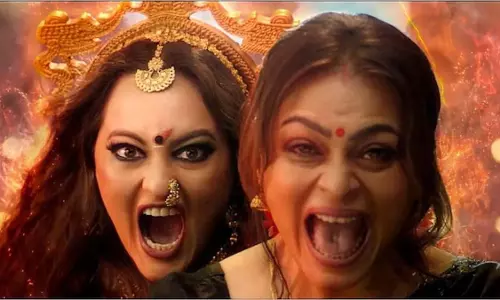 ‘Jatadhara’ ट्रेलर: घोस्ट हंटर सुधीर बाबू बनाम पिशाचिनी सोनाक्षी सिन्हा ‘Jatadhara’ ट्रेलर: घोस्ट हंटर सुधीर बाबू बनाम पिशाचिनी सोनाक्षी सिन्हा