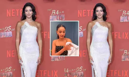 Ananya Panday: स्वाइप टेस्ट से नकली बॉडी टैन की अफवाहों को किया खारिज Ananya Panday: स्वाइप टेस्ट से नकली बॉडी टैन की अफवाहों को किया खारिज