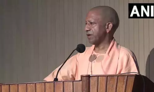 CM योगी आदित्यनाथ ने दिवाली और होली मिलन कार्यक्रम को बताया सांस्कृतिक एकता का प्रतीक