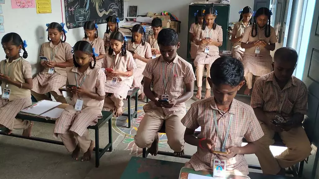 एप्टीट्यूड टेस्ट में फेल होने पर स्टूडेंट्स को 15 नवंबर तक 1.44 करोड़ देने का आदेश एप्टीट्यूड टेस्ट में फेल होने पर स्टूडेंट्स को 15 नवंबर तक 1.44 करोड़ देने का आदेश