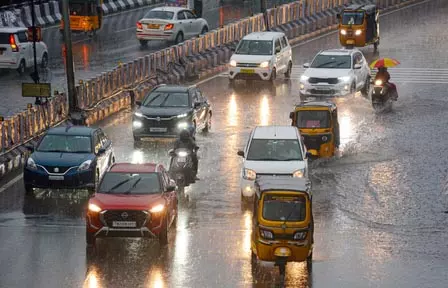 तमिलनाडु के नौ जिलों में भारी बारिश की संभावना: मौसम विभाग तमिलनाडु के नौ जिलों में भारी बारिश की संभावना: मौसम विभाग