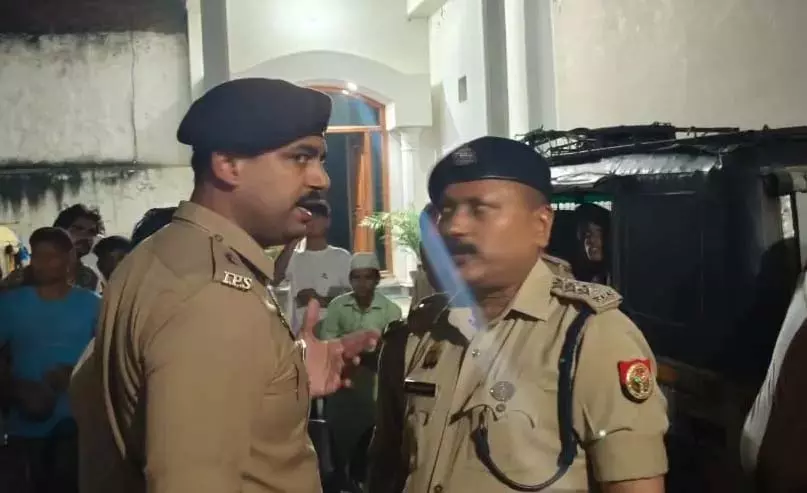 सिर्फ टच होने पर हैवानियत! बेरहमी से कत्ल, इलाके में हड़कंप सिर्फ टच होने पर हैवानियत! बेरहमी से कत्ल, इलाके में हड़कंप