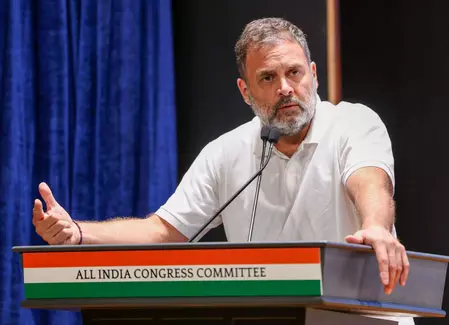 राहुल गांधी समेत कई कांग्रेस नेताओं ने धनतेरस पर देशवासियों को शुभकामनाएं दीं राहुल गांधी समेत कई कांग्रेस नेताओं ने धनतेरस पर देशवासियों को शुभकामनाएं दीं