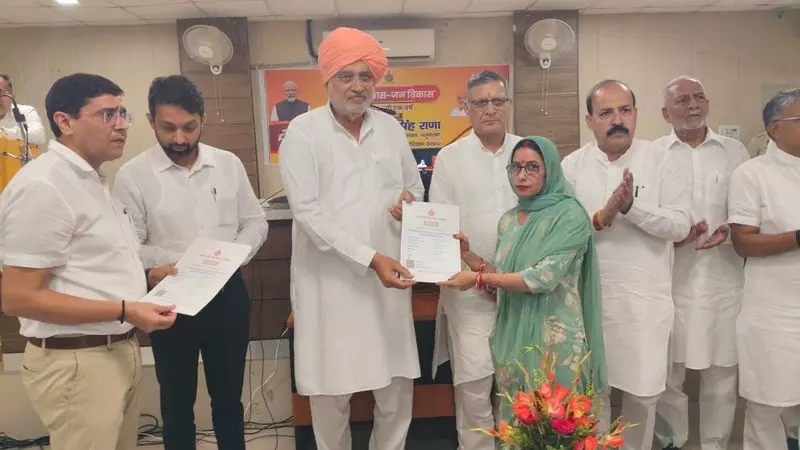 Haryana : किसान अनाज मंडियों में अपनी फसल बेचने के लिए घर बैठे ई-गेट पास बना सकते Haryana : किसान अनाज मंडियों में अपनी फसल बेचने के लिए घर बैठे ई-गेट पास बना सकते
