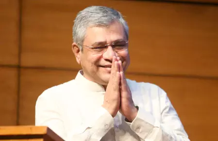 भारत की प्रतिभाओं को बाहर जाने के बजाय हमारे देश में ही मिले अवसर: अश्विनी वैष्णव भारत की प्रतिभाओं को बाहर जाने के बजाय हमारे देश में ही मिले अवसर: अश्विनी वैष्णव