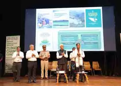 मणिपुर में मौसम का मिजाज अनिश्चित: Governor Bhalla मणिपुर में मौसम का मिजाज अनिश्चित: Governor Bhalla