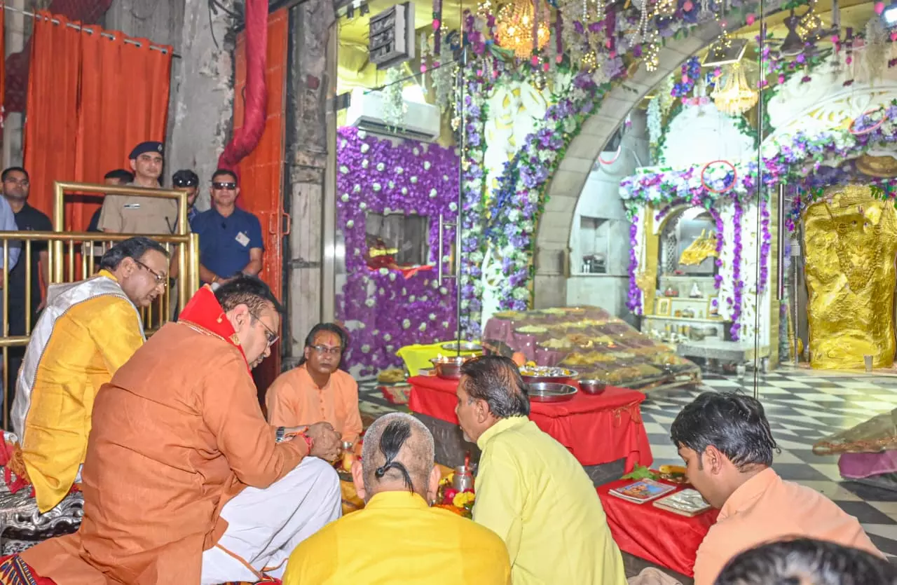 Jaipur : मुख्यमंत्री भजनलाल शर्मा ने मेहंदीपुर बालाजी के किए दर्शन Jaipur : मुख्यमंत्री भजनलाल शर्मा ने मेहंदीपुर बालाजी के किए दर्शन