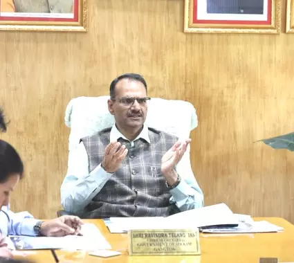 Sikkim : मुख्य सचिव ने अंतर्राष्ट्रीय पर्यटन मार्ट 2025 की तैयारियों की समीक्षा की Sikkim : मुख्य सचिव ने अंतर्राष्ट्रीय पर्यटन मार्ट 2025 की तैयारियों की समीक्षा की