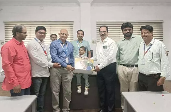साढ़े चार साल बाद बच्चे ने पहली बार सुनी आवाज साढ़े चार साल बाद बच्चे ने पहली बार सुनी आवाज