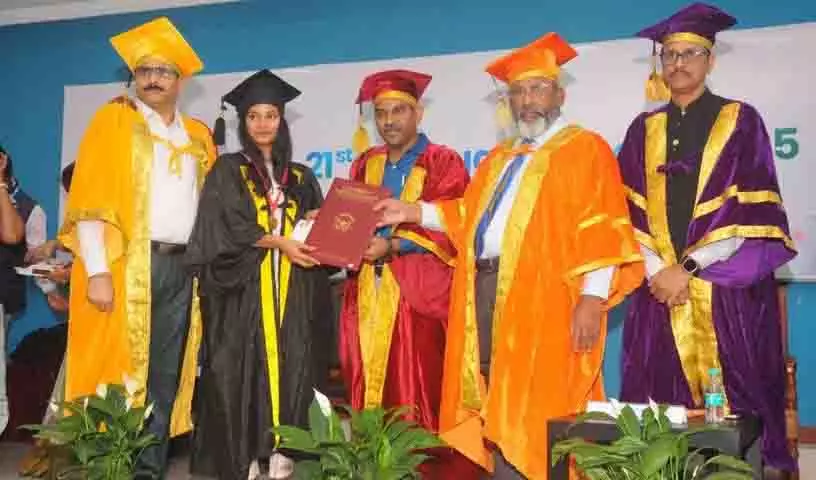 Aristotle PG College में 21वां स्नातक दिवस मनाया गया Aristotle PG College में 21वां स्नातक दिवस मनाया गया