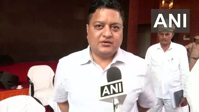 अयोध्या दीपोत्सव: 26 लाख दीयों और 2100 लोगों के साथ भव्य आयोजन, DM ने तैयारियां बताईं अयोध्या दीपोत्सव: 26 लाख दीयों और 2100 लोगों के साथ भव्य आयोजन, DM ने तैयारियां बताईं