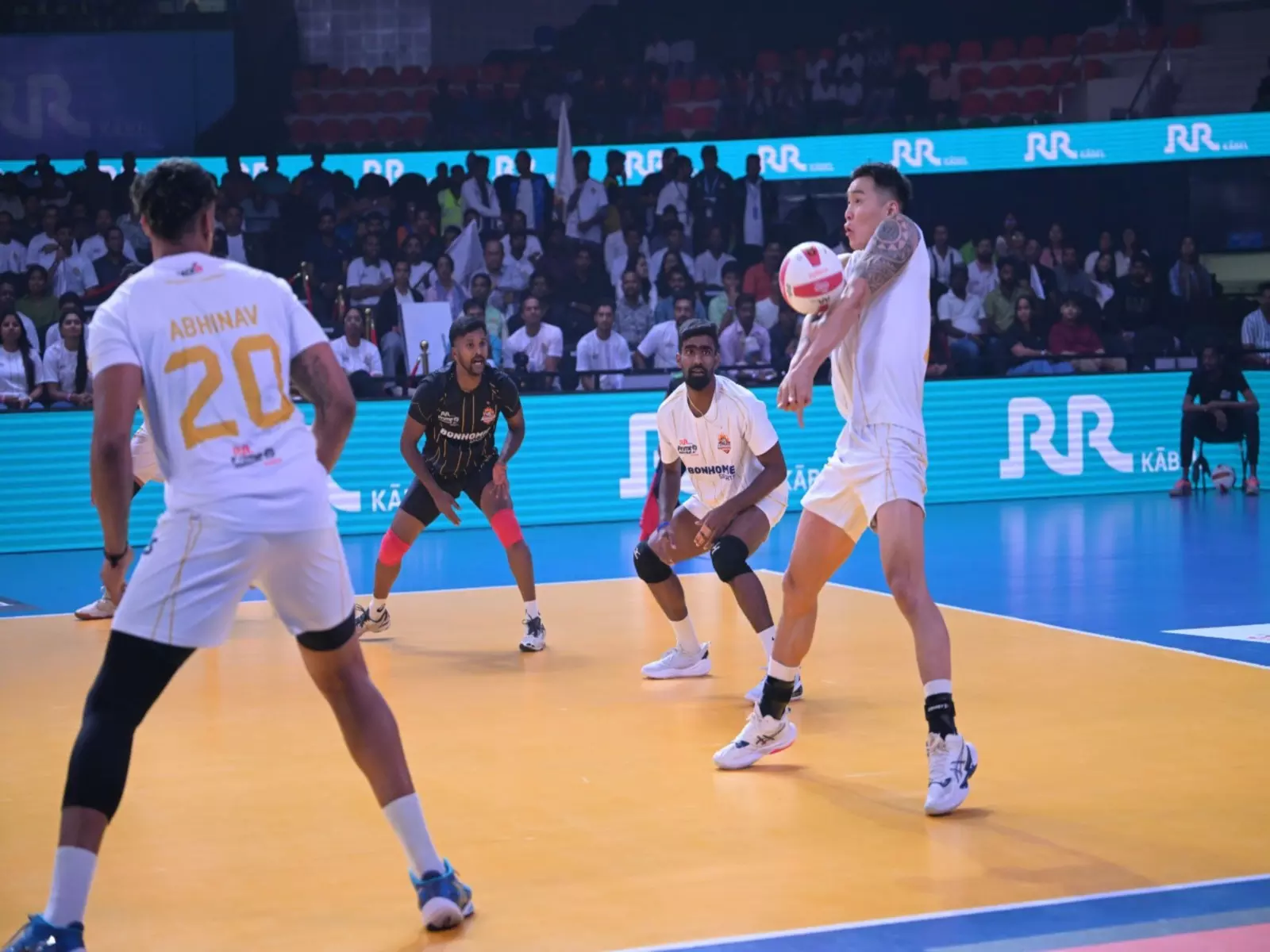 PVL 2025: अहमदाबाद डिफेंडर्स ने मुंबई मेटियर्स को सीज़न की पहली हार दी PVL 2025: अहमदाबाद डिफेंडर्स ने मुंबई मेटियर्स को सीज़न की पहली हार दी