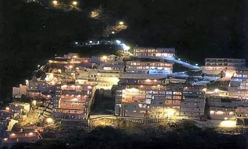 Odisha : वैष्णो देवी के 3 तीर्थयात्रियों की जम्मू में सड़क दुर्घटना में मौत हो गई