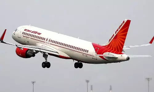 Tamil Nadu : मद्रास HC ने लापरवाही के लिए एयर इंडिया पर 35,000 रुपये का जुर्माना लगाया