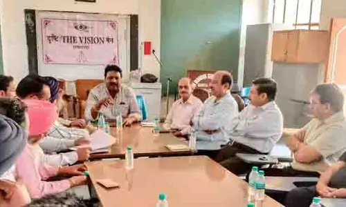 Punjabi उपन्यास खोरा, धैर्य और शालीनता के माध्यम से कंडी की आत्मा को प्रतिध्वनित करता है Punjabi उपन्यास खोरा, धैर्य और शालीनता के माध्यम से कंडी की आत्मा को प्रतिध्वनित करता है