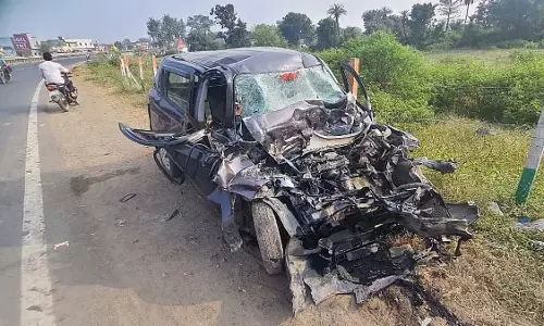 MP : धनतेरस पर उज्जैन में कार और डंपर की आमने-सामने टक्कर में तीन युवकों की मौत
