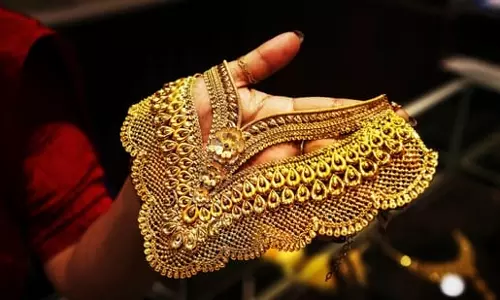 Dhanteras पर सोने की कीमतें रिकॉर्ड ऊंचाई पर, 3,000 रुपये से अधिक की बढ़ोतरी