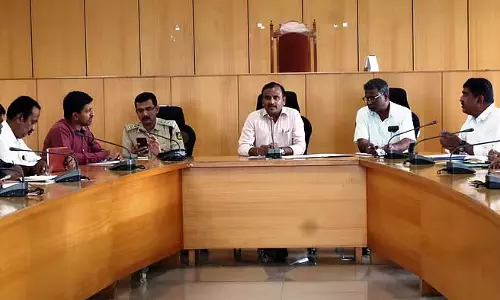 कन्नड़ राज्योत्सव: ज़रूरी कार्रवाई के लिए डिस्ट्रिक्ट कलेक्टर को नोटिस