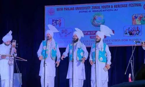 DAV Hoshiarpur ने पीयू जोनल यूथ फेस्ट में ओवरऑल ट्रॉफी जीती DAV Hoshiarpur ने पीयू जोनल यूथ फेस्ट में ओवरऑल ट्रॉफी जीती