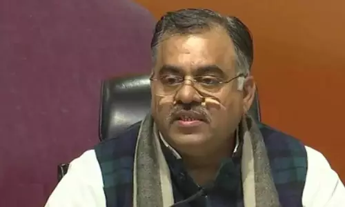 BJP के तरुण चुग ने राहुल गांधी पर निशाना साधा, 2026 तक नक्सल मुक्त भारत का लिया संकल्प BJP के तरुण चुग ने राहुल गांधी पर निशाना साधा, 2026 तक नक्सल मुक्त भारत का लिया संकल्प
