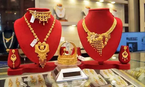 Dhanteras.. सोने-चांदी की कीमतों में गिरावट