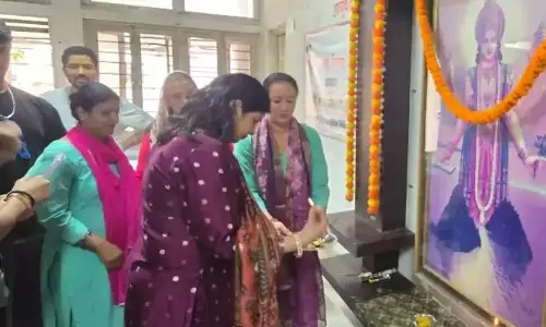 Nahan: जिला आयुर्वेदिक अस्पताल नाहन में आयोजित धन्वंतरि जयंती समारोह