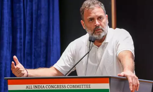 Rahul Gandhi ने धनतेरस पर देशवासियों को सुख, सौभाग्य और समृद्धि की शुभकामनाएं दीं Rahul Gandhi ने धनतेरस पर देशवासियों को सुख, सौभाग्य और समृद्धि की शुभकामनाएं दीं