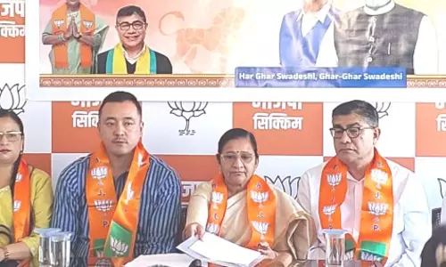 Sikkim : राज्य भाजपा प्रमुख ने एनएच 10 की खराब स्थिति पर चिंता जताई Sikkim : राज्य भाजपा प्रमुख ने एनएच 10 की खराब स्थिति पर चिंता जताई