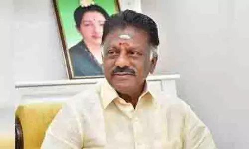 Tamil Nadu: पन्नीरसेल्वम ने थेनी में बाढ़ राहत की अपील की Tamil Nadu: पन्नीरसेल्वम ने थेनी में बाढ़ राहत की अपील की