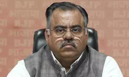 एनसी सरकार ने पिछले एक साल के शासन के दौरान लोगों को धोखा दिया: Tarun Chugh एनसी सरकार ने पिछले एक साल के शासन के दौरान लोगों को धोखा दिया: Tarun Chugh
