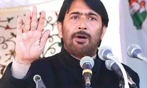 कांग्रेस भाजपा के नापाक, सांप्रदायिक एजेंडे को अनुमति नहीं देगी: Mir कांग्रेस भाजपा के नापाक, सांप्रदायिक एजेंडे को अनुमति नहीं देगी: Mir