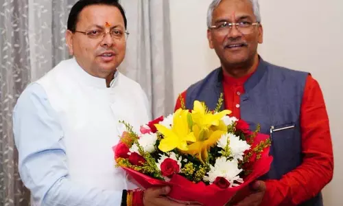 मुख्यमंत्री पुष्कर सिंह धामी ने पूर्व CM त्रिवेन्द्र सिंह रावत को दी दीपावली और धनतेरस की शुभकामनाएं मुख्यमंत्री पुष्कर सिंह धामी ने पूर्व CM त्रिवेन्द्र सिंह रावत को दी दीपावली और धनतेरस की शुभकामनाएं