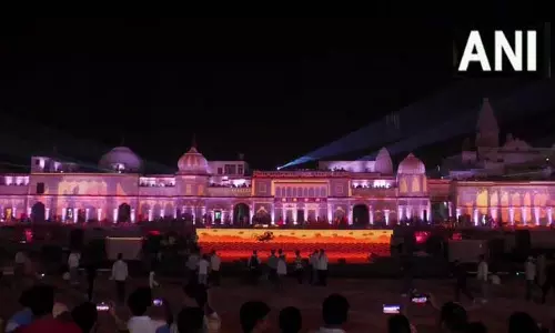 दीपोत्सव से पहले राम की पैड़ी पर लेज़र और लाइट शो का ट्रायल किया गया दीपोत्सव से पहले राम की पैड़ी पर लेज़र और लाइट शो का ट्रायल किया गया
