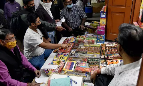 सिक्किम ने Diwali से पहले पटाखों और प्लास्टिक पर लगाया प्रतिबंध