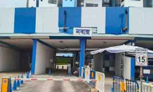 Bengal: ओमान में फंसे बंगाल के 11 प्रवासियों के लिए सरकार सक्रिय Bengal: ओमान में फंसे बंगाल के 11 प्रवासियों के लिए सरकार सक्रिय