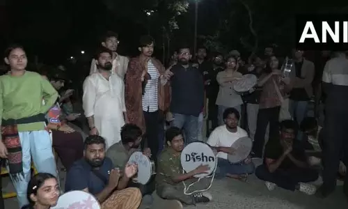 JNU छात्रों का प्रदर्शन: पुलिस से झड़प के बाद 28 छात्रों को किया गया हिरासत में