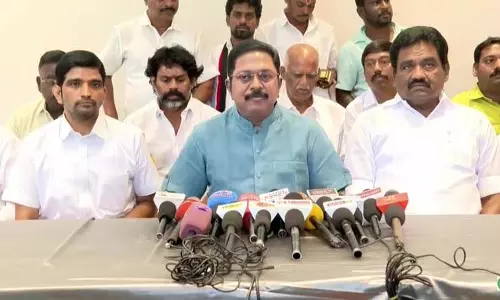 AMMK चुनाव रणनीति पर Dhinakaran ने जताया संकेत, जल्द सामने आएगा ऐलान AMMK चुनाव रणनीति पर Dhinakaran ने जताया संकेत, जल्द सामने आएगा ऐलान