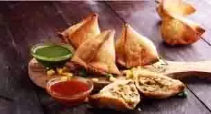 Moong Dal Samosa: इस बार बनाएं मूंग दाल आटे के समोसे, जानिए स्वादिष्ट और आसान रेसिपी Moong Dal Samosa: इस बार बनाएं मूंग दाल आटे के समोसे, जानिए स्वादिष्ट और आसान रेसिपी