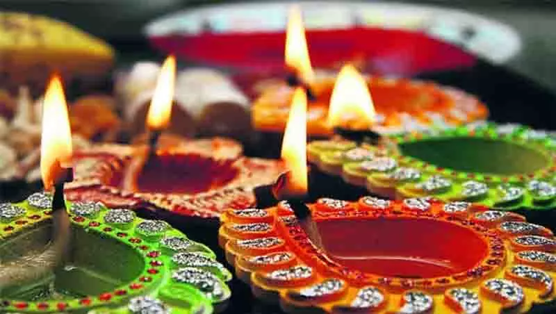 DAV College ने सांस्कृतिक उत्साह के साथ हरित दिवाली को बढ़ावा दिया DAV College ने सांस्कृतिक उत्साह के साथ हरित दिवाली को बढ़ावा दिया