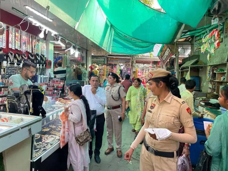 त्योहारी सीजन के लिए Sirsa पुलिस हाई अलर्ट पर, 600 से अधिक जवान तैनात त्योहारी सीजन के लिए Sirsa पुलिस हाई अलर्ट पर, 600 से अधिक जवान तैनात