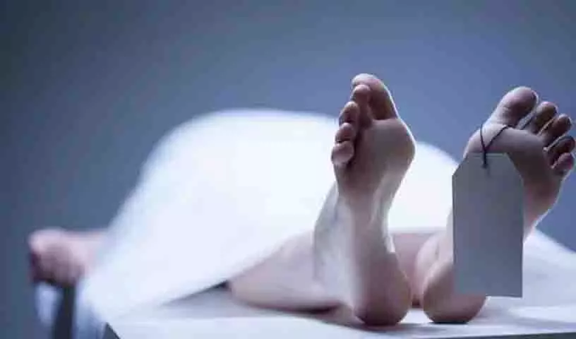Nalgonda में पानी की टंकी गिरने से दो लोगों की मौत Nalgonda में पानी की टंकी गिरने से दो लोगों की मौत