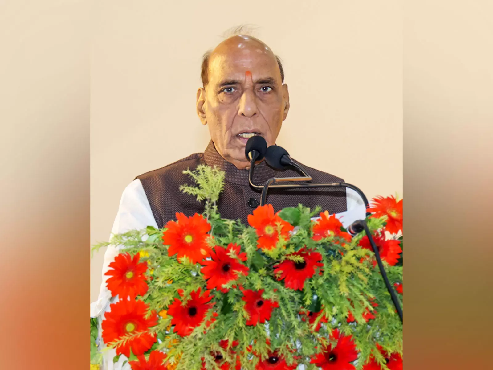ब्रह्मोस मिसाइल के करिश्मे को किसी स्पष्टीकरण की आवश्यकता नहीं है: Rajnath Singh ब्रह्मोस मिसाइल के करिश्मे को किसी स्पष्टीकरण की आवश्यकता नहीं है: Rajnath Singh